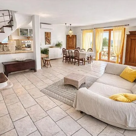 Casa Nicosandi Villa