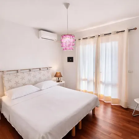 Casa Nicosandi * Мальчезине