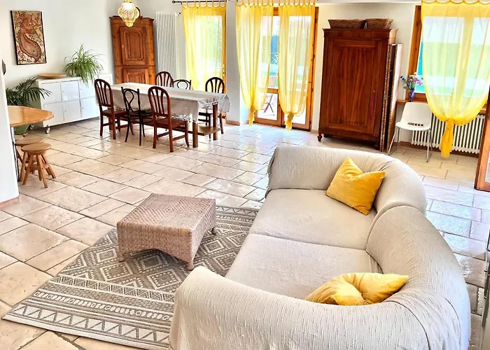 Casa Nicosandi * Мальчезине