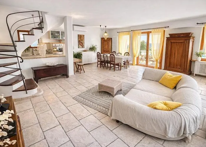 Casa Nicosandi Вилла